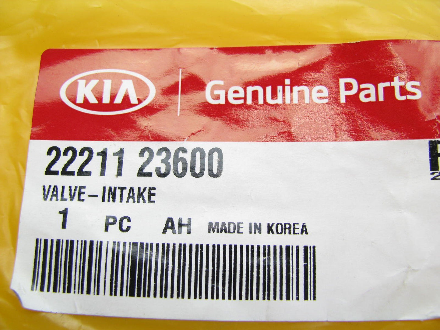(1) New Genuine Engine Intake Valve OEM For KIA 2221123600