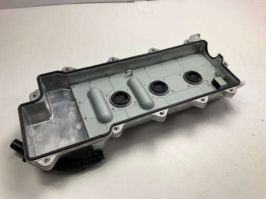 NEW Right Engine Valve Rocker Cover OEM For 09-10 Kia Optima 2.7L V6 224203E500
