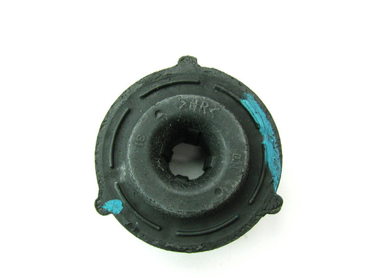 New Genuine Engine Radiator LOWER Mounting Insulator OEM For 2006-2011 Kia Rondo