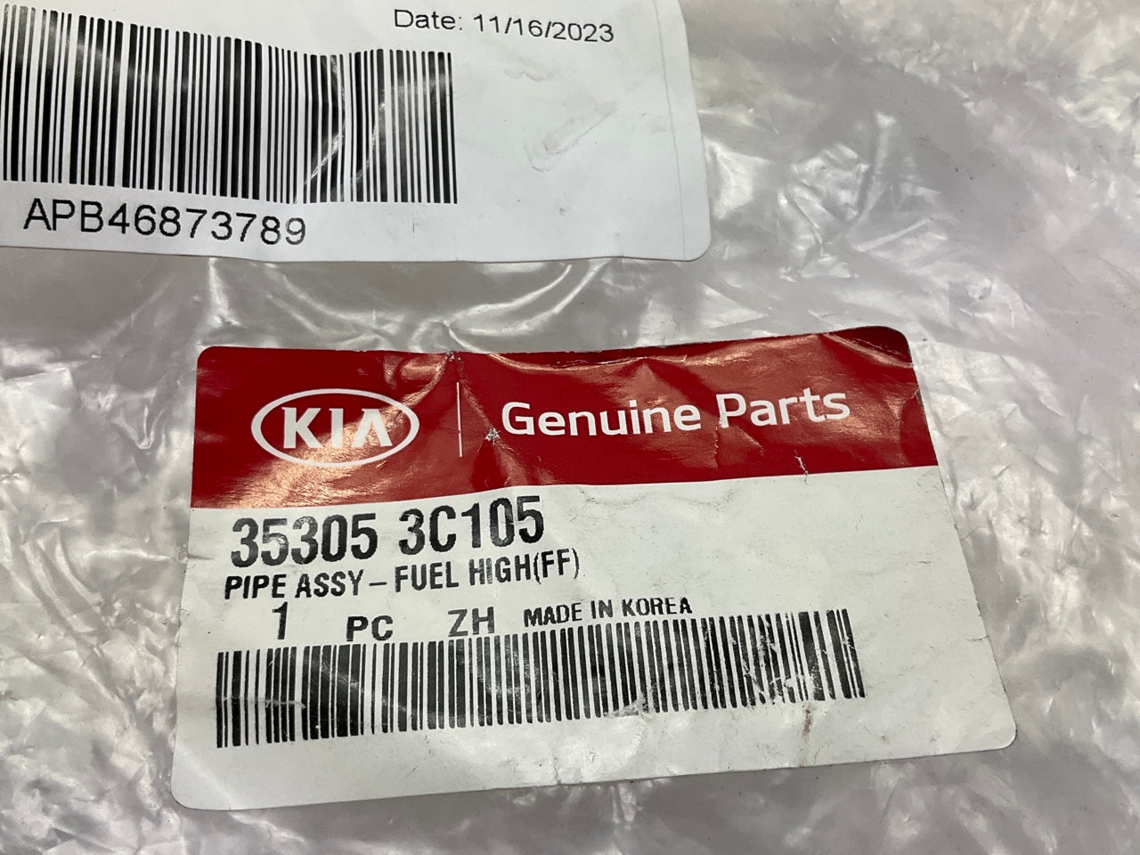 NEW GENUINE Fuel Feed Line Hose OEM For 2015-2017 Kia Sorento 3.3L V6 353053C105
