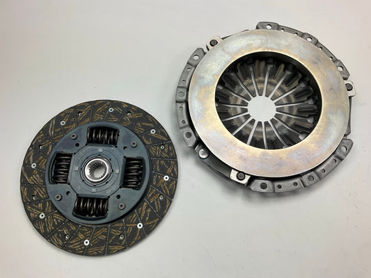 NEW Pressure Plate + Clutch Disc OEM For 10-11 Kia Soul 4110023600 & 4130023600