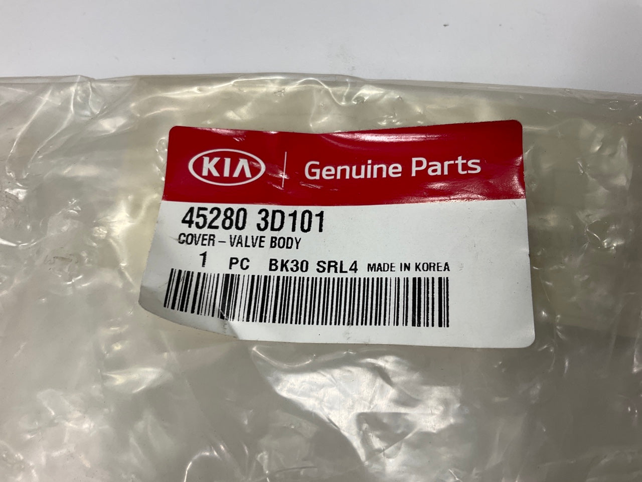 Automatic Transmission Valve Body Cover OEM For 11-16 Kia Optima 452803D101