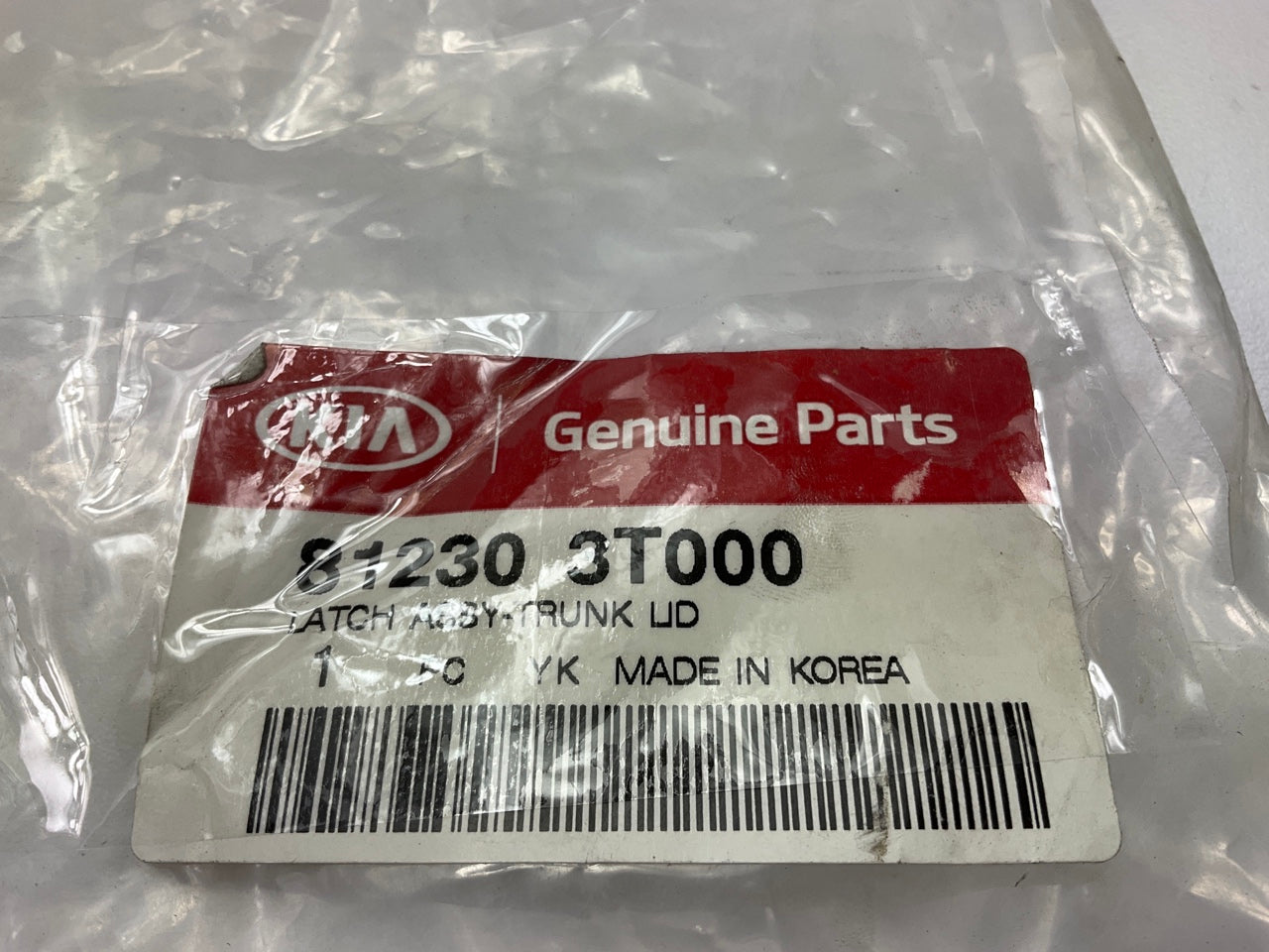 NEW GENUINE Trunk Lid Latch OEM For 2011-2014 Kia K900 812303T000