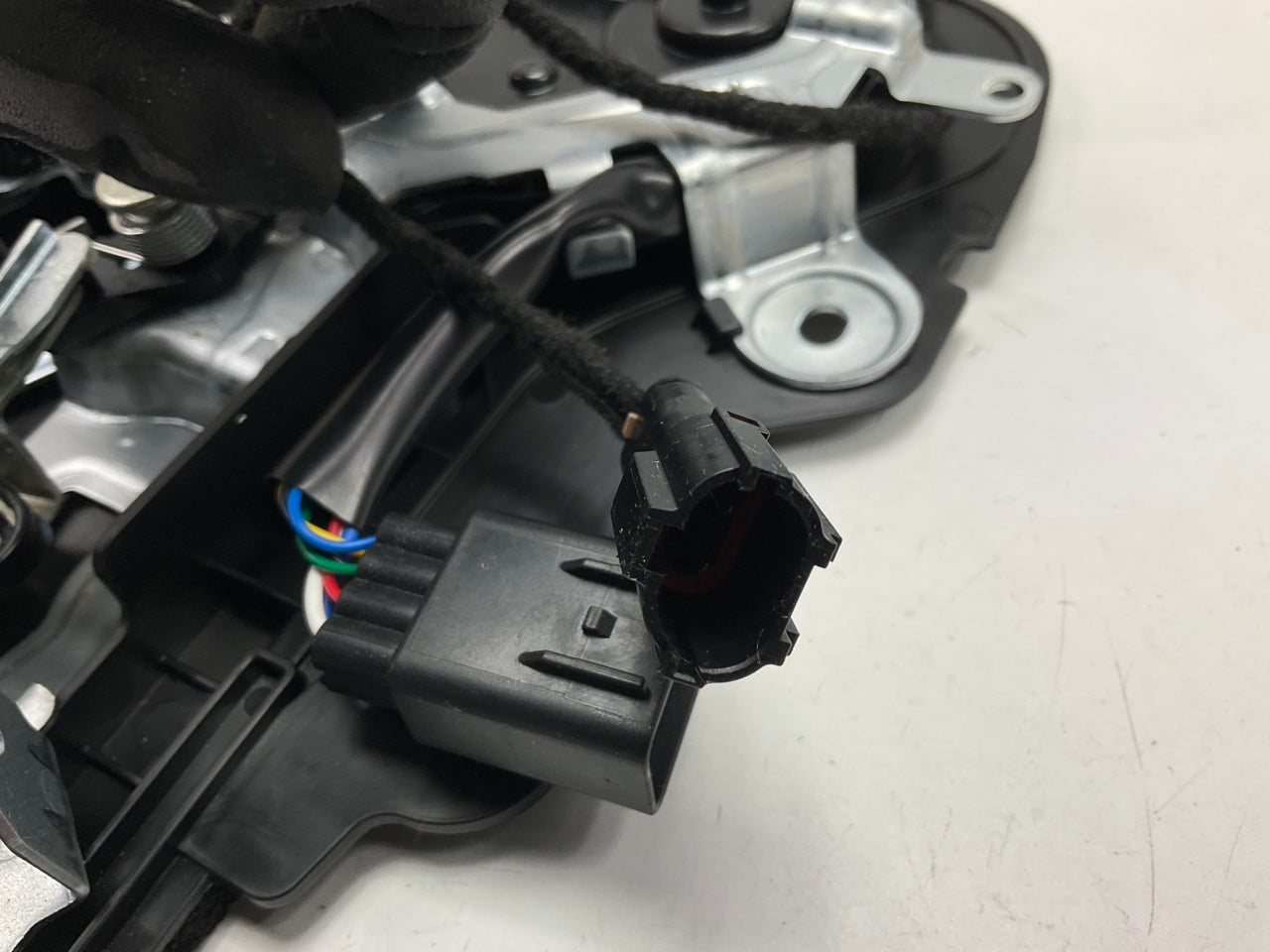 NEW Rear Left Drivers Sliding Door Latch Controller OEM For 2022-24 Kia Carnival