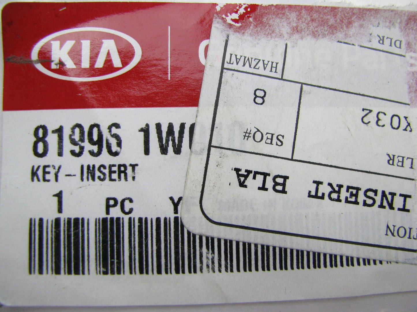 NEW GENUINE OEM Uncut Key Blank Insert For 12-15 Kia Rio 819961W010