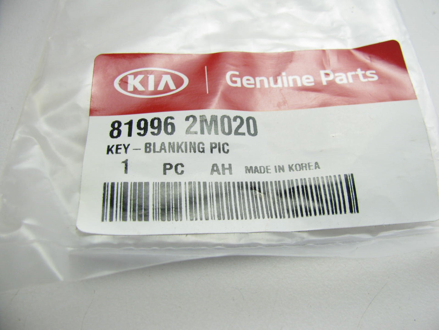 NEW - OEM GENUINE UNCUT Key Blank For Kia 819962M020