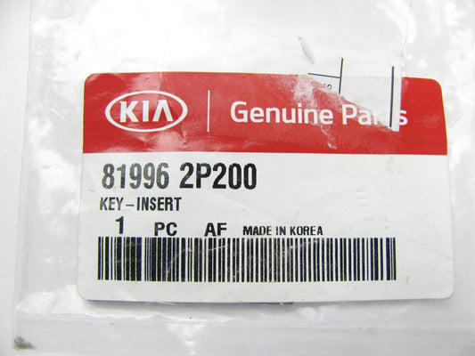 NEW GENUINE OEM Uncut Key Blank Insert For 13-14 Sorento 819962P200
