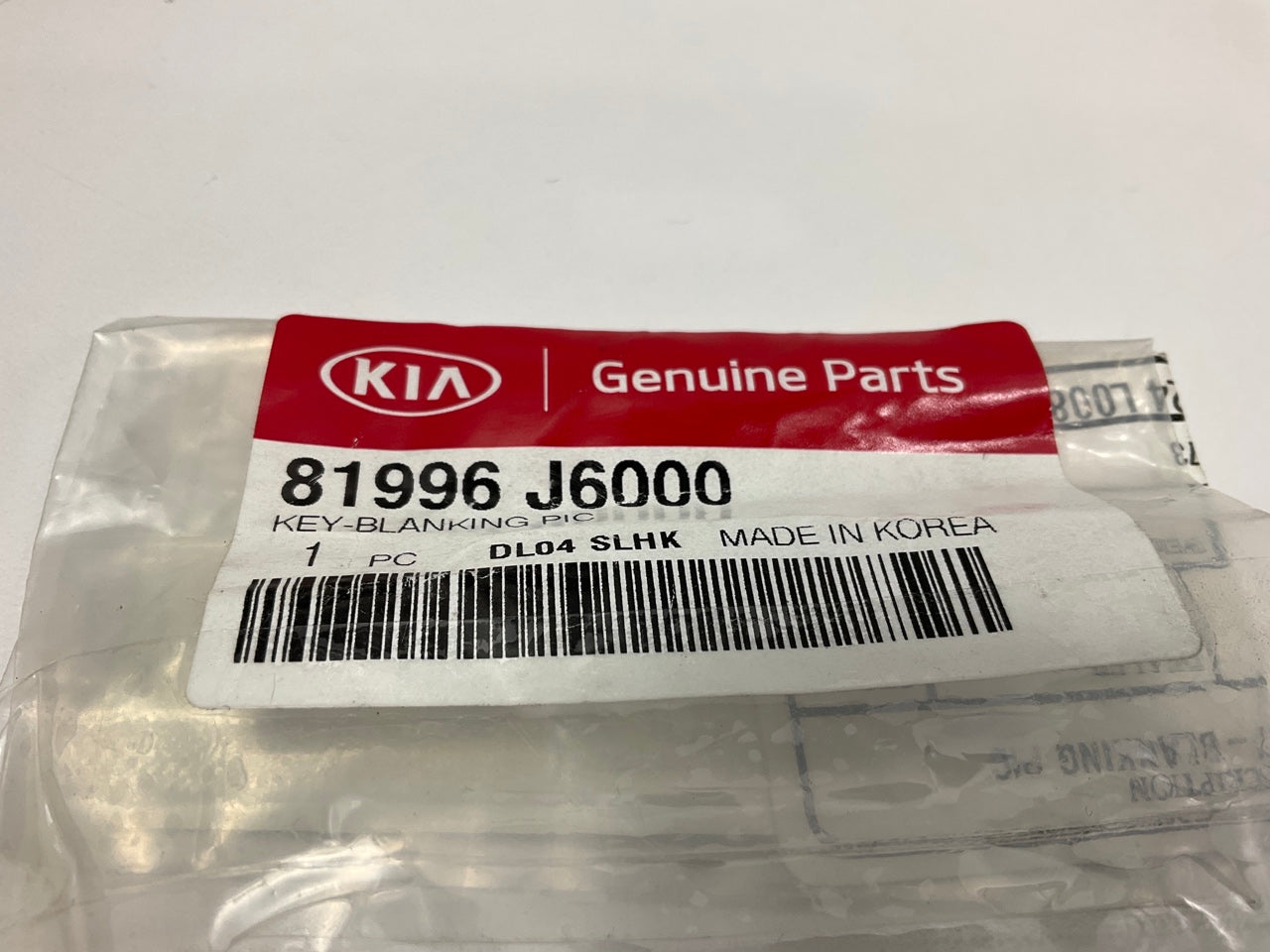 NEW Smart Key Fob Uncut Blank Emergency Key OEM For 19-20 Kia K900 81996J6000