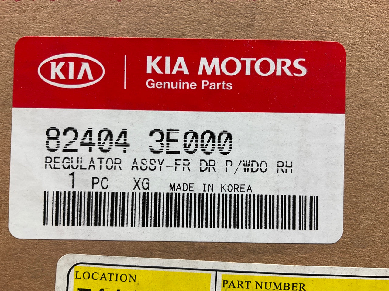NEW - OEM 824043E000 Front Right Window Regulator For 2003-2008 Kia Sedona