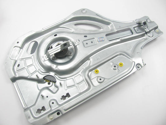 NEW GENUINE Rear Right Window Regulator OEM For 2004-2006 Kia Amanti 834023F010