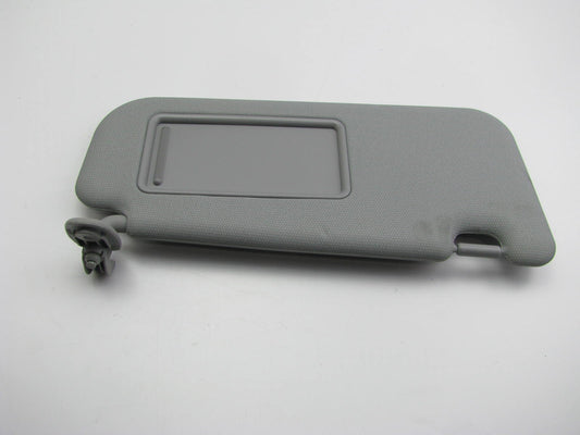 NEW GENUINE Right Passengers Sun Visor OEM For 2012-14 Kia Rio W/SUNROOF ONLY