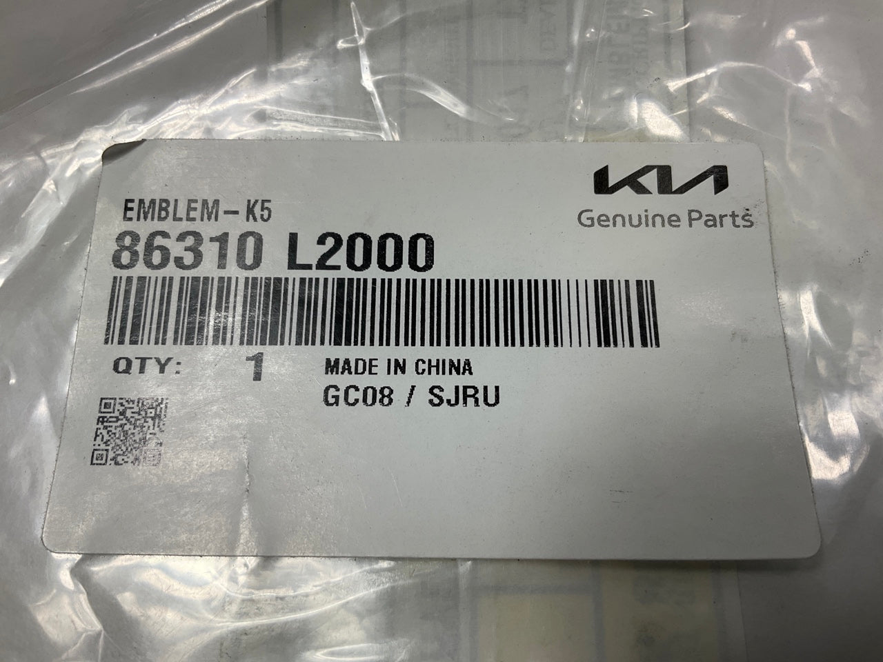 NEW - OEM 86310L2000 Trunk Lid Emblem For 2021-2022 Kia K5