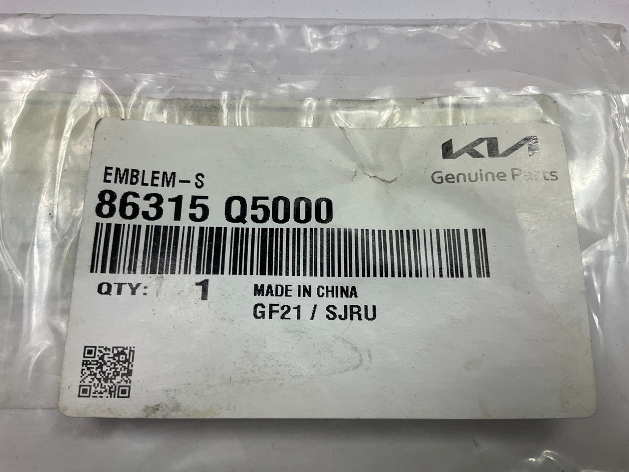 NEW Rear Trunk Lid Emblem *S* Nameplate OEM For 2020-2023 Kia Seltos 86315Q5000