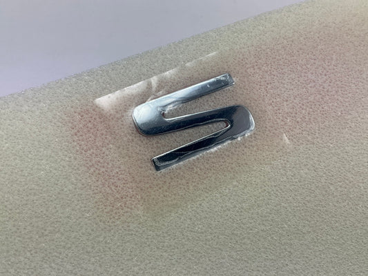 NEW Emblem ''S'' For 2021-2023 Kia Sorento 86315R5000