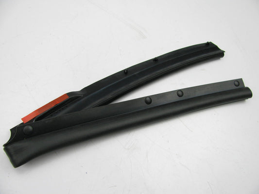 NEW GENUINE Front Lower Hood Weatherstrip Seal OEM For 2006-2011 Kia Rondo