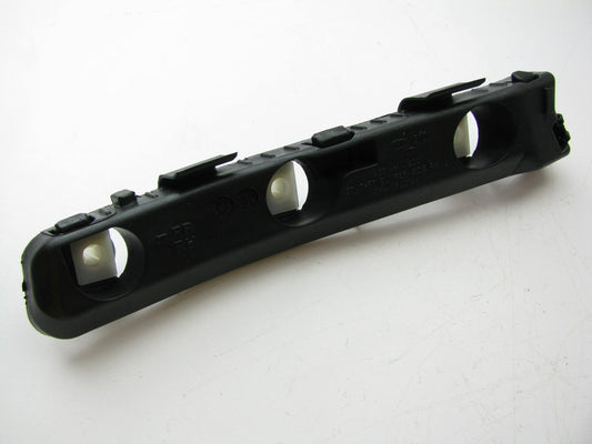 New Rear Bumper Right Side Guide Mounting Bracket For 12-16 Kia Rio 866141W200