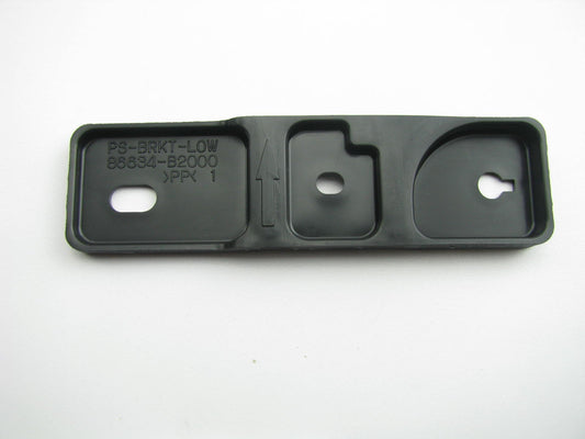 86634B2000 New OEM Rear Bumper Impact Bar Center Bracket For 14-16 Kia Soul