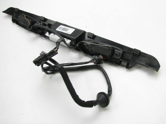 NEW Hatch Tail Gate Lower Trim Panel W/ Lights OEM For 16-18 Sorento 87372C6000