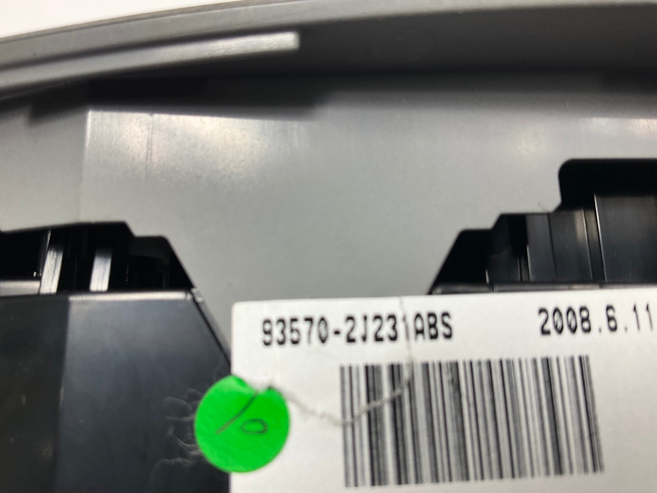NEW Master Left Power Window Door Lock Switch OEM For 09 Kia Borrego 93570-2J231