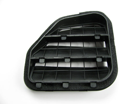 Quarter Panel Pressure Vent Air Extractor Grille For 2006-11 Kia Rio 975101C000