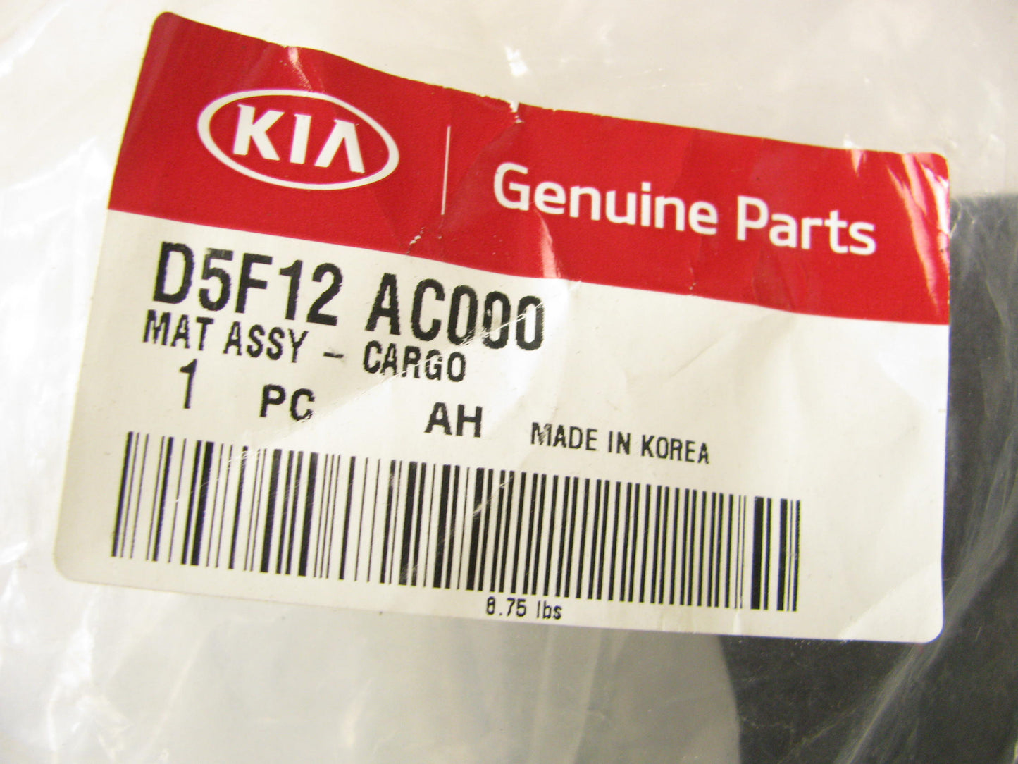 NEW GENUINE D5F12AC000 REAR Cargo Floor Mat BLACK OEM For 2016-2020 Kia Optima