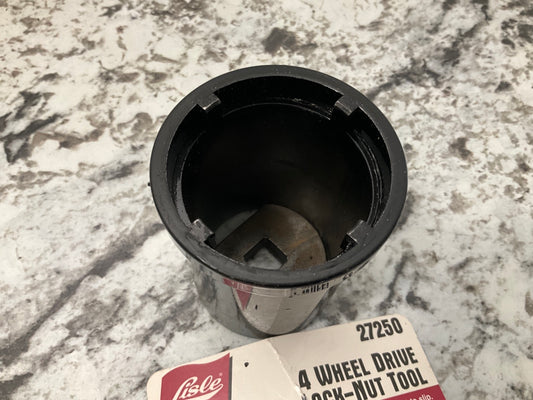 NEW, OPEN PACKAGING - Lisle 27250 Wheel Bearing Lock-Nut Tool Socket