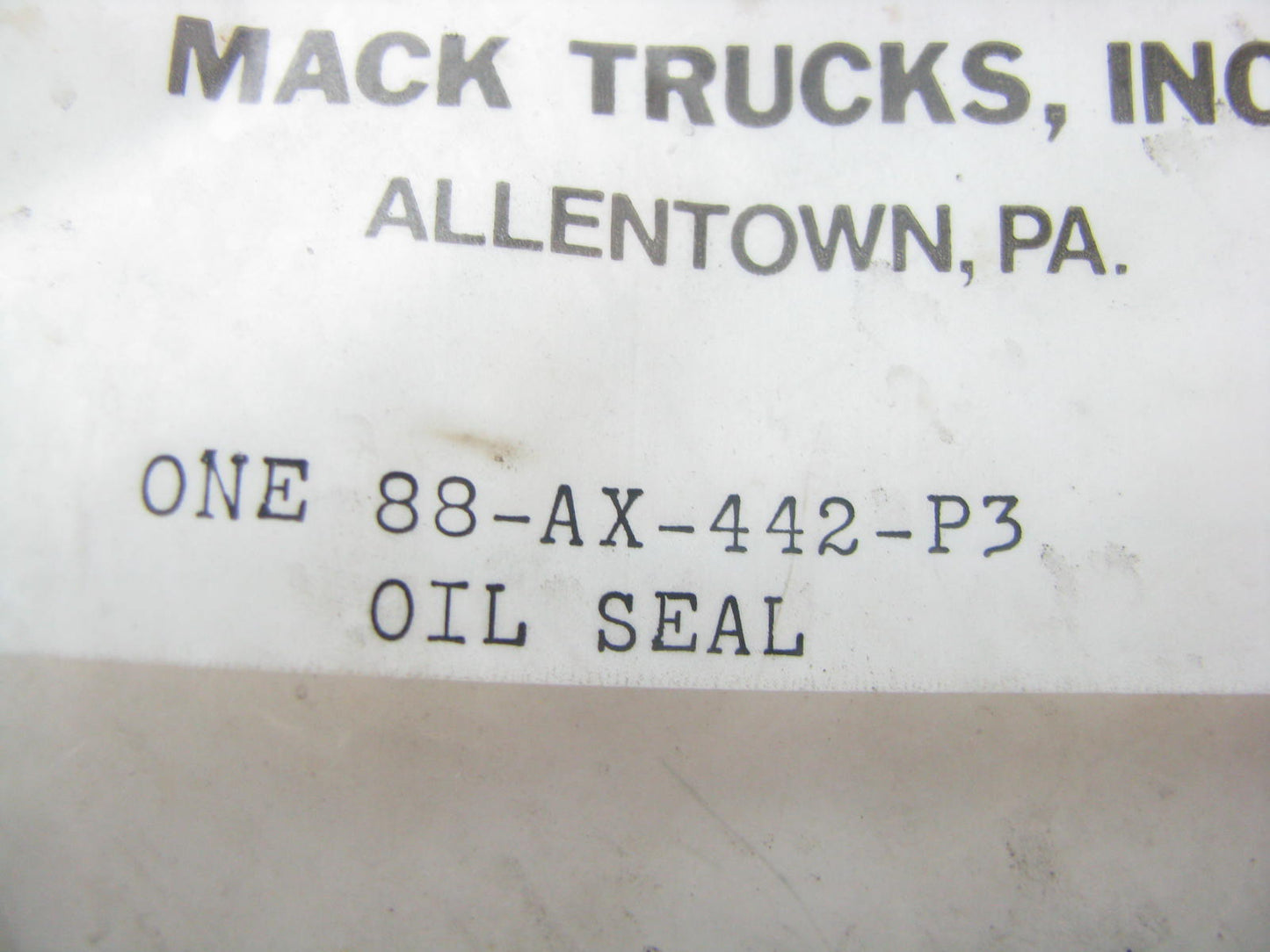 Mack 88-AX-442-P3 Oil Seal