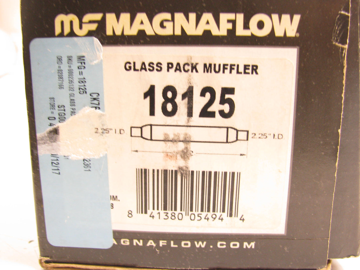 MagnaFlow 18125 Glasspack Aluminized Steel Muffler 2-1/4'' Inlet, 2-1/4'' Outlet