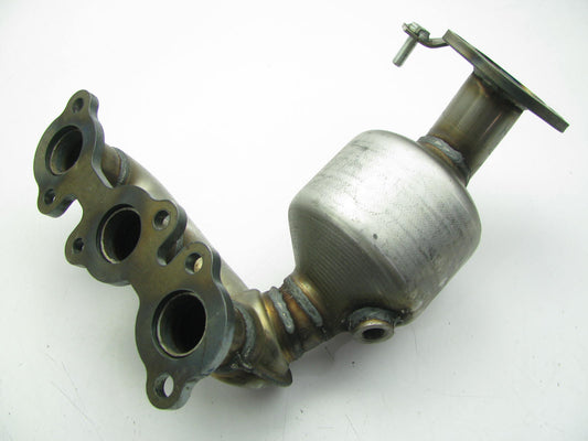 Magnaflow 50598 FRONT Direct-Fit Catalytic Converter & Manifold 04-06 Camry V6