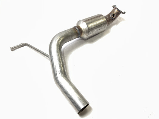 Magnaflow 93660 Direct-Fit EPA Compliant Catalytic Converter 05-15 Tacoma 4.0 V6