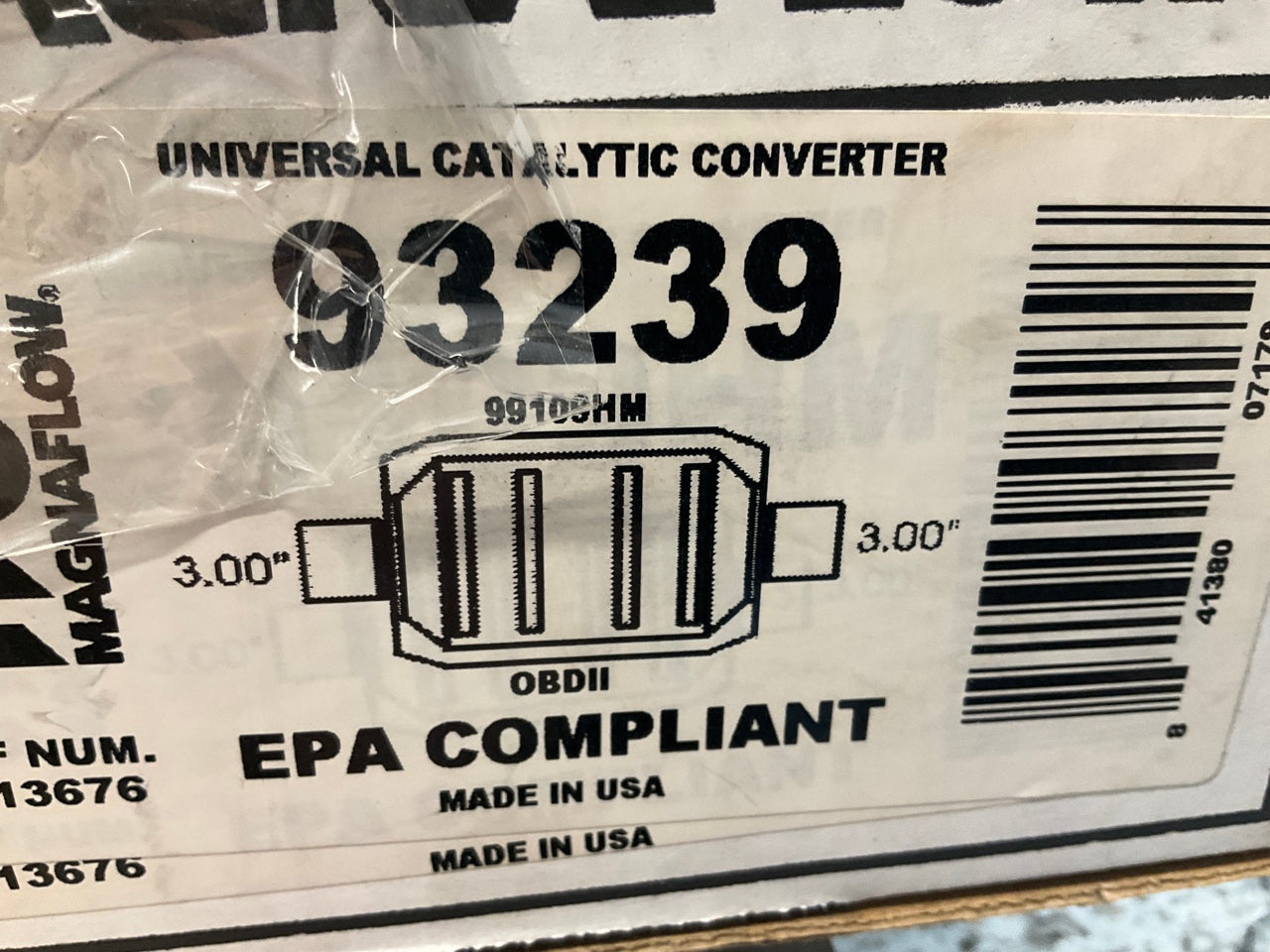 Magnaflow 99109HM Universal EPA Compliant Catalytic Converter - 3'' Inlet/Outlet