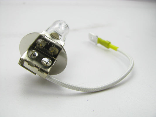 New Genuine FRONT Fog Light Lamp Bulb For 95-97 Mazda 626 , MX-6 A01351686