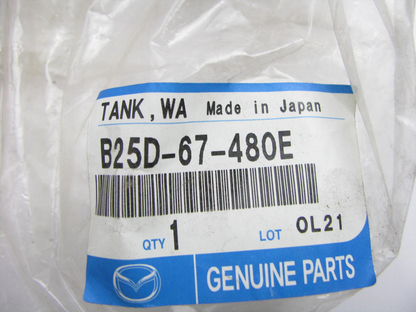 NEW GENUINE Front Windshield Washer Bottle Reservoir Tank OEM 99-03 Protege