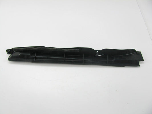 New Genuine RIGHT Side Fender Moulding Seal OEM For 1999-2003 Mazda Protege