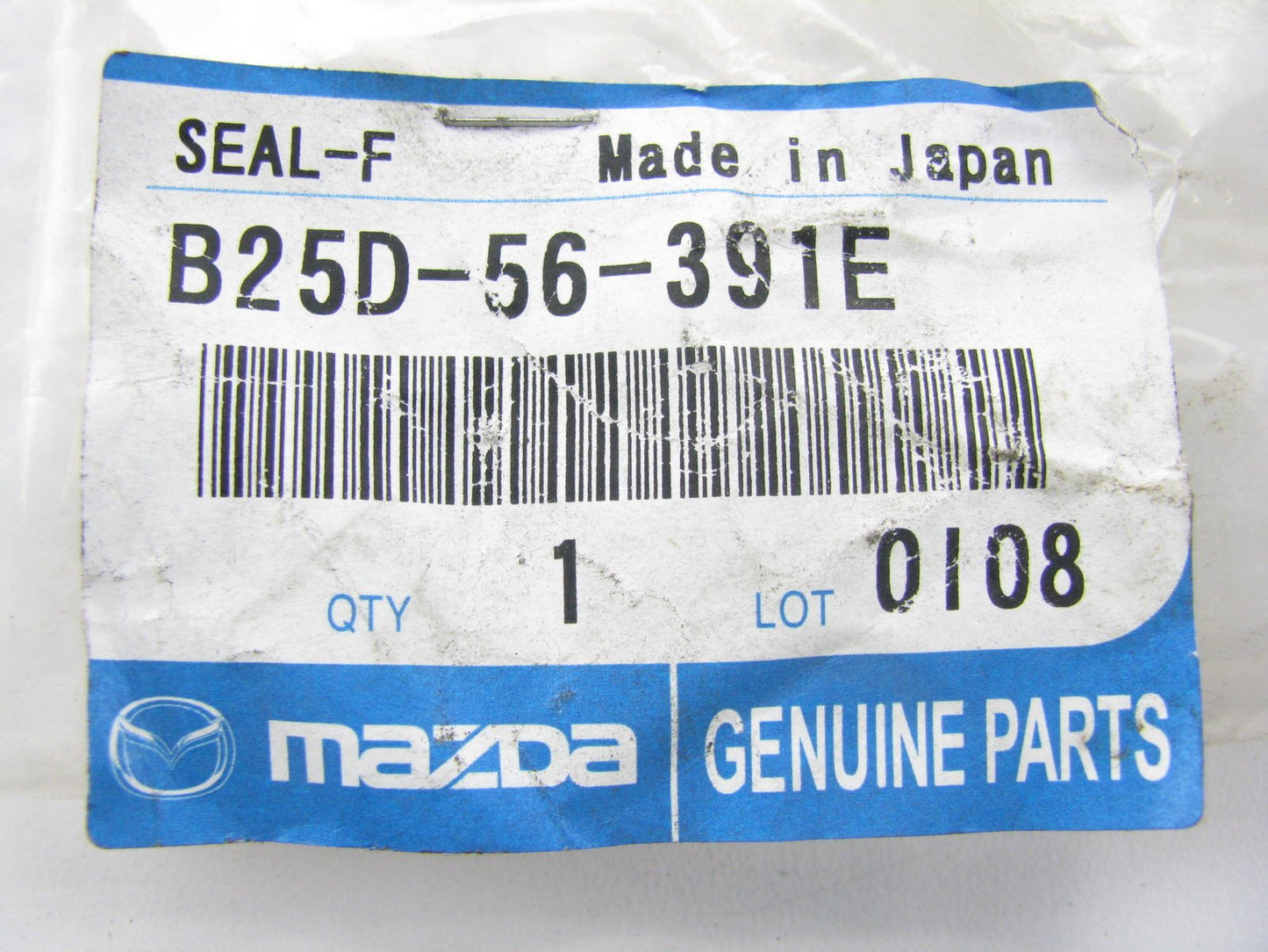 New Genuine RIGHT Side Fender Moulding Seal OEM For 1999-2003 Mazda Protege