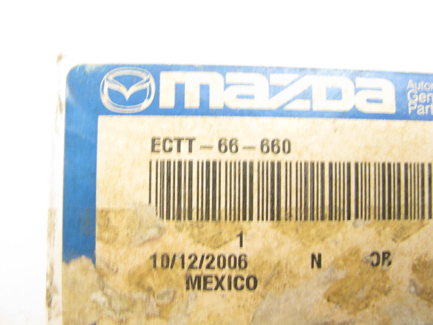 NEW GENUINE OEM Mazda ECTT-66-660 Door Lock Switch Right Passengers Side