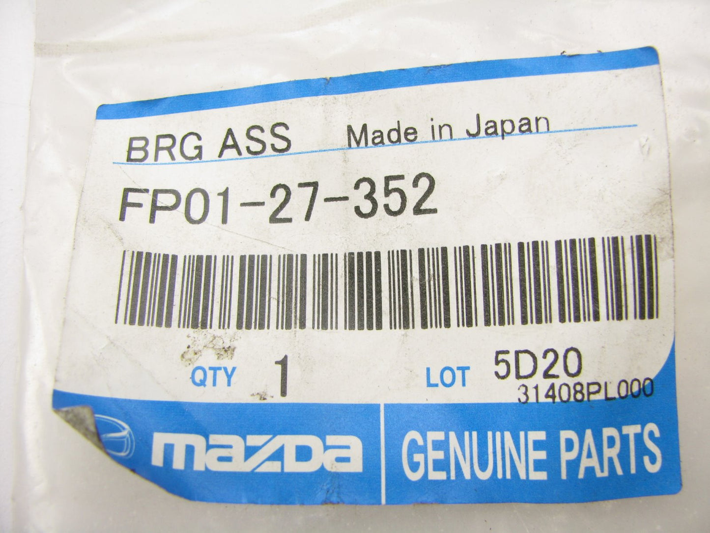 NEW - OEM Mazda FP01-27-352 Differential Bearing Cup 2002-2006 MPV