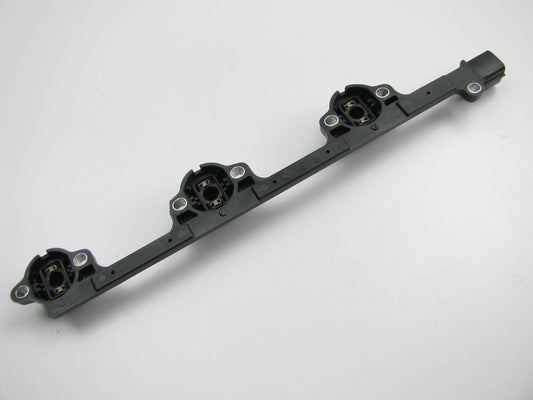 New Right Side Fuel Rail Gas Rail Injector Connector OEM For Mazda KL0113ZGX