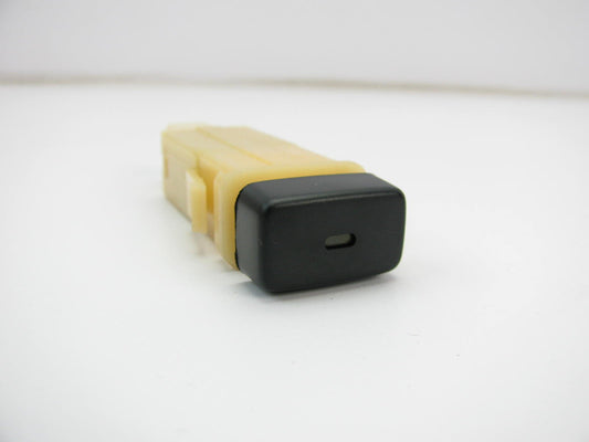 New A/C Air Conditioning Switch OEM For 1996-98 MPV, 1997-98 Protege LB8361530B