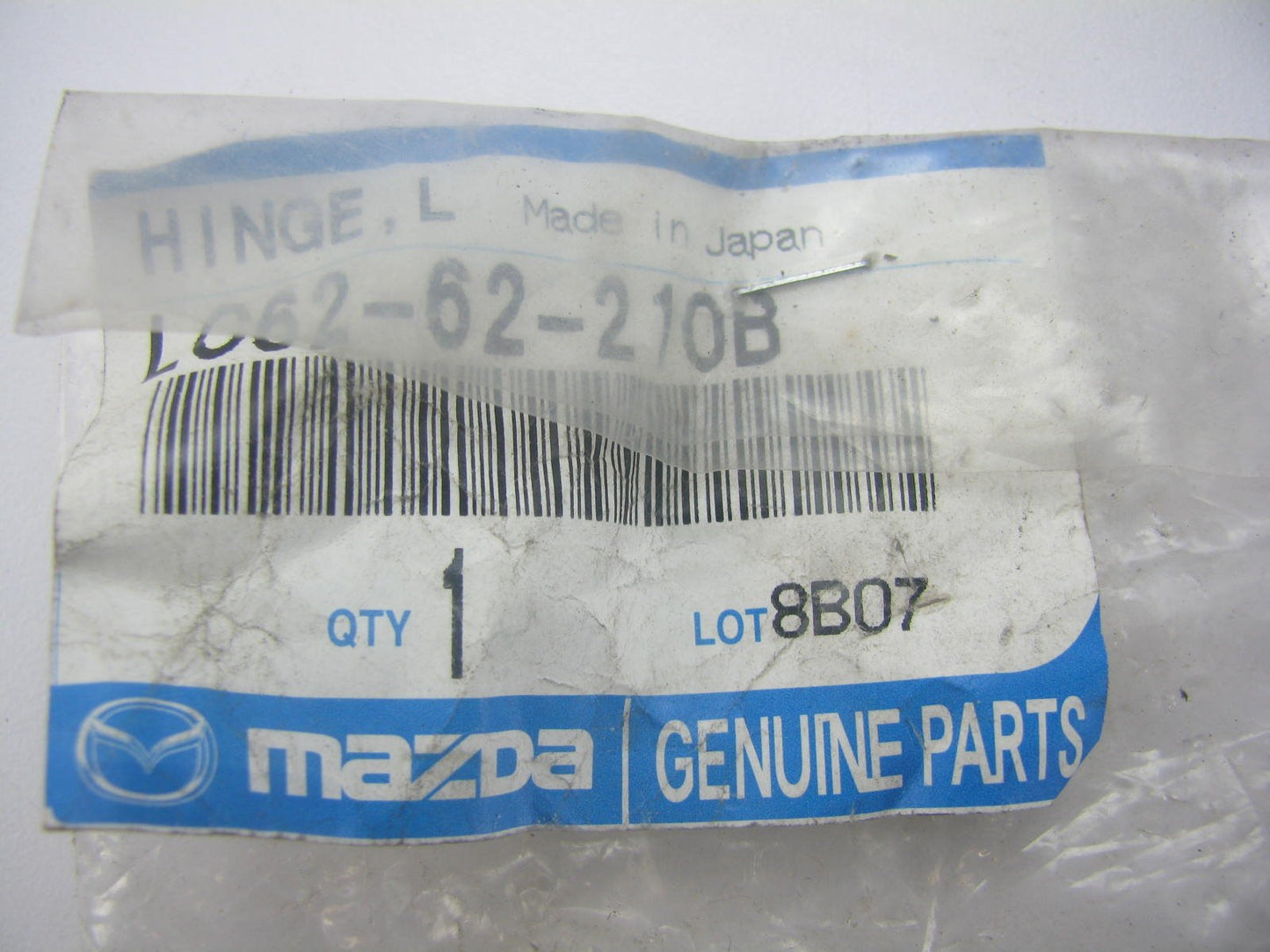 NEW GENUINE Lift Gate Tailgate Hatch Hinge OEM 2000- 2006 Mazda MPV LC6262210B