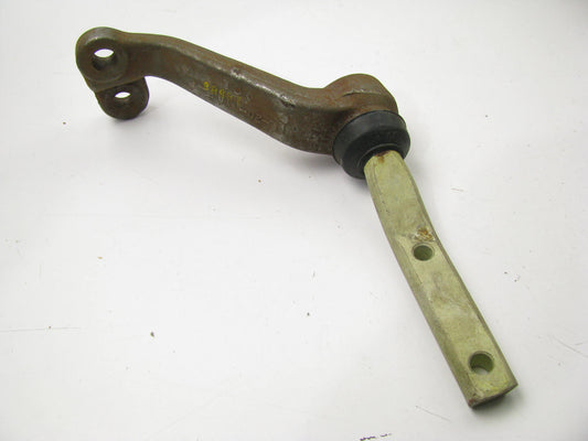 1961-1966 International IHC Truck C100, C1000, D1000, Steering Idler Pitman Arm