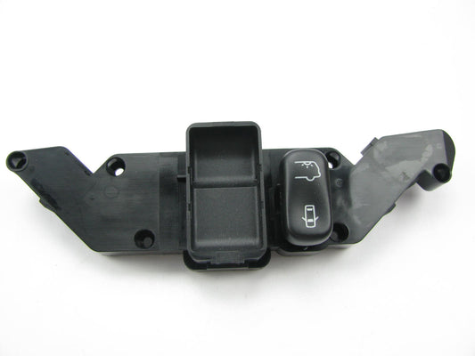 NEW GENUINE OEM Mercedes-benz A1638203610 W163 ML270 Interior Light Switch