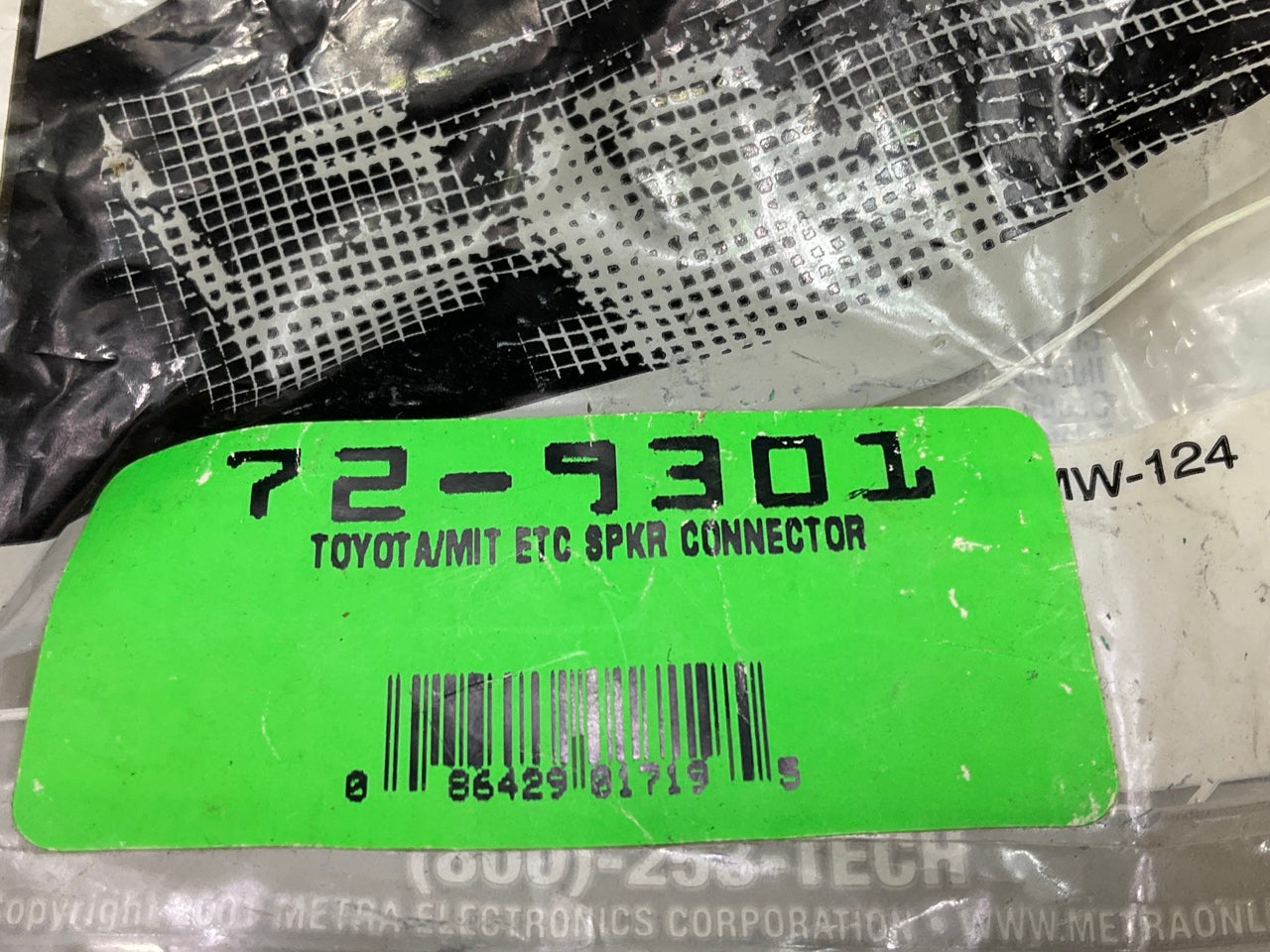 Metra 72-9301 Speaker Wire Harness Connector Adapters
