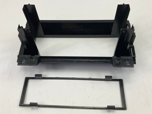 Metra 99-3043 Single DIN Radio Stereo Installation Kit