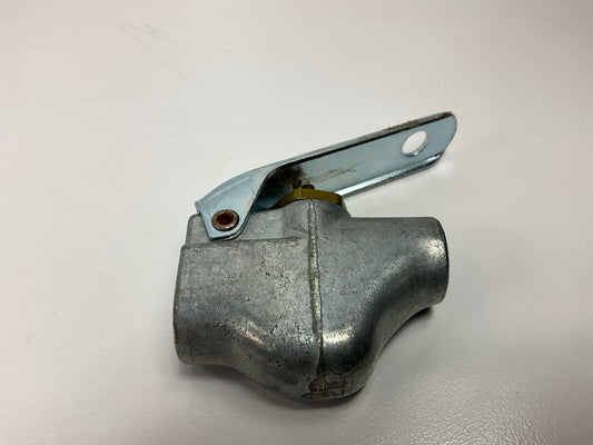 (8) Milton MIL-151 1/4'' NPT Lever Style Blow Gun Control Valve