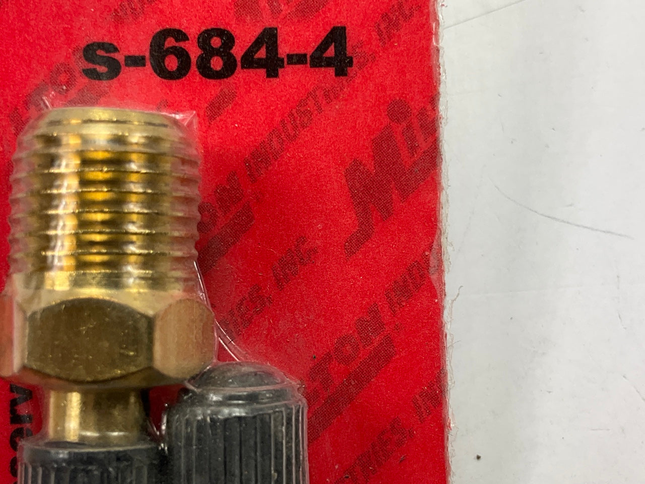 Milton S-684-4 1/4'' NPT Male Air Tank Valves, Pair
