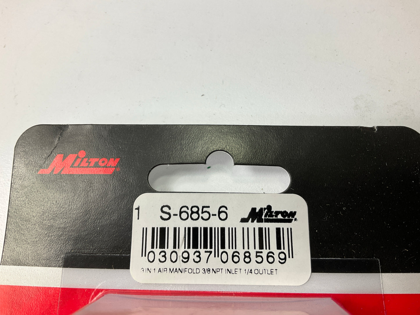 Milton S685-6 - 3-in-1 Air Manifold 3/8'' NPT Inlet, 3 Outlets 1/4''