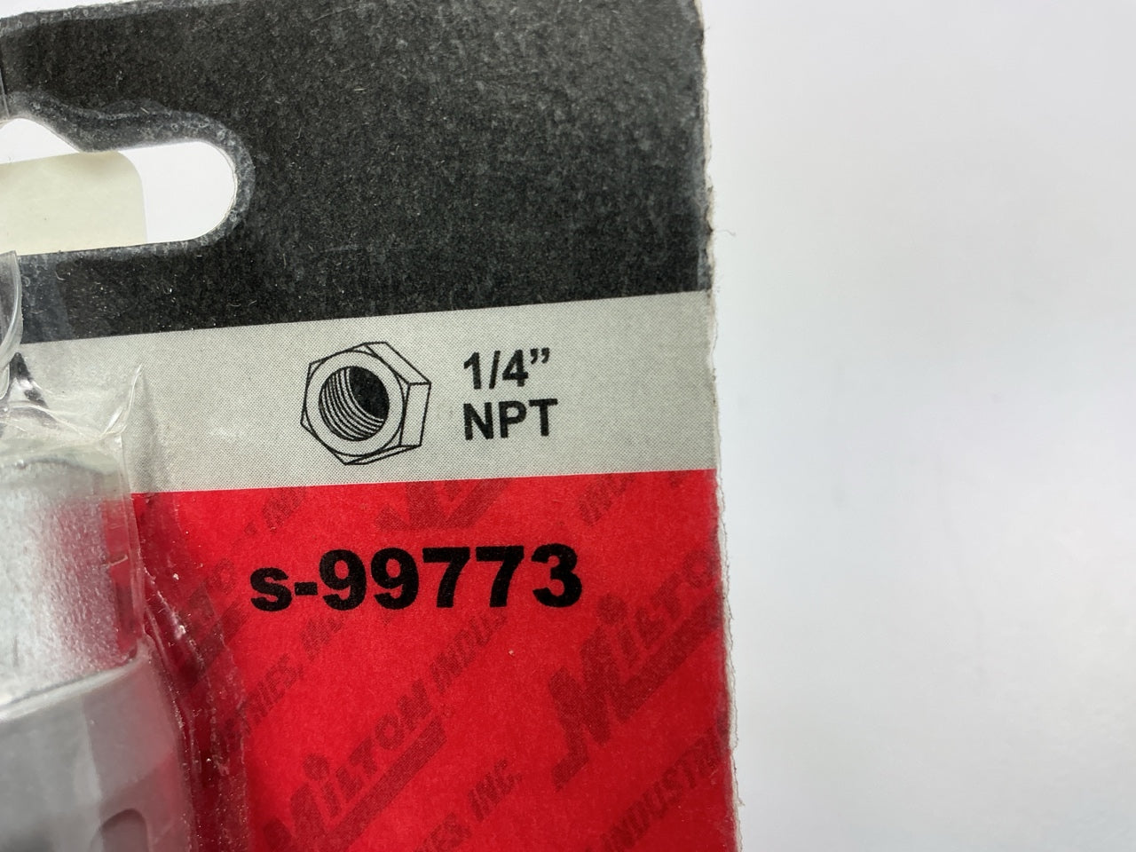 Milton S99773 ''ARO'' Style Safety Coupler - Push Button 1/4'' FNPT, 36 CFM