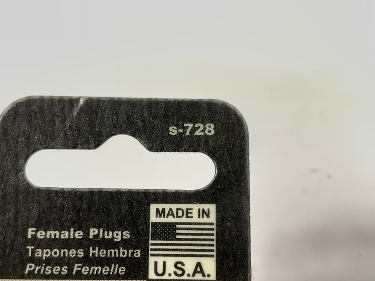 Milton S728 1/4'' M-Style Female Plugs, 2/Pack, Made In USA