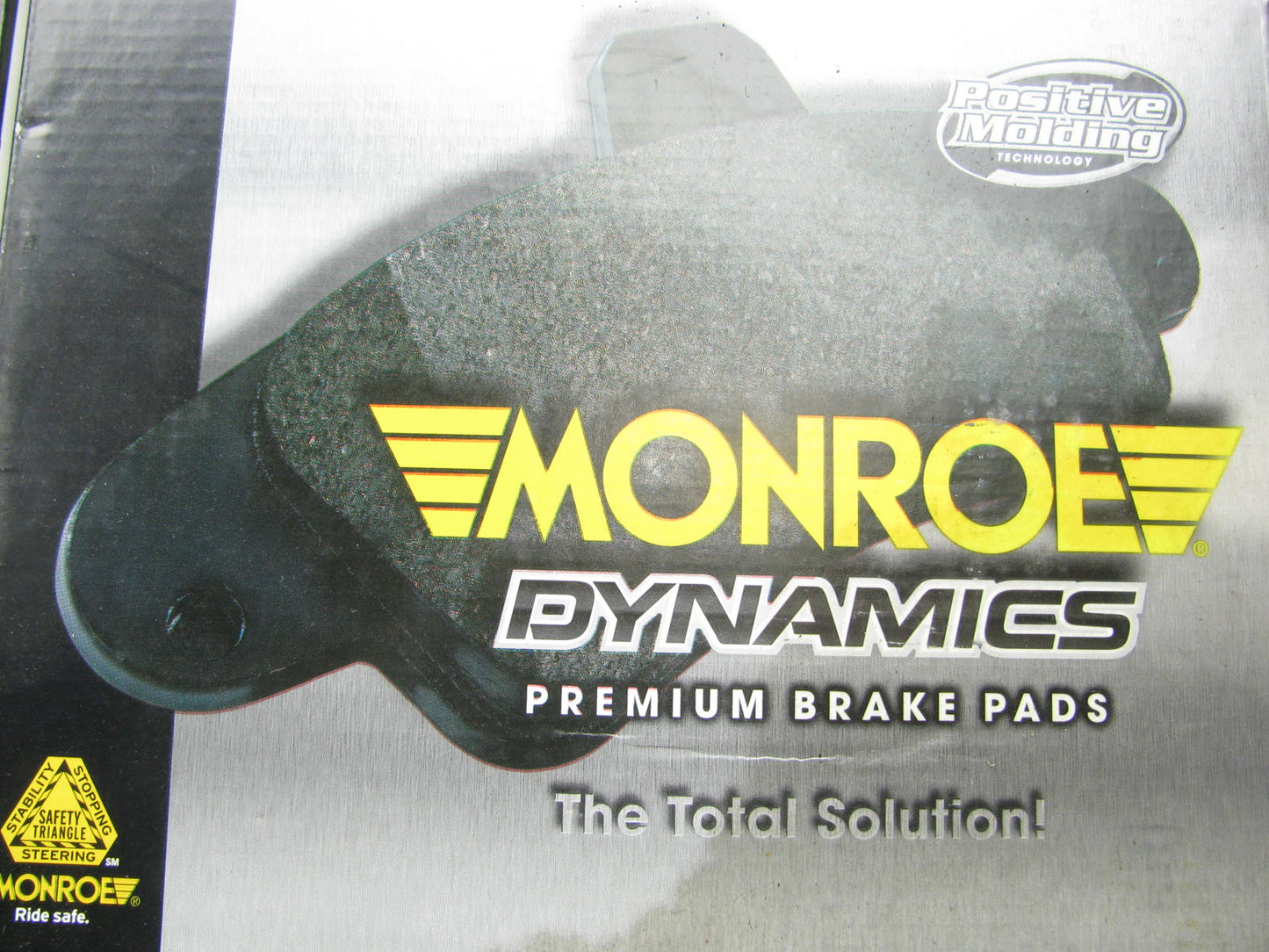 Monroe DX852 FRONT Disc Brake Pads For 2000-2002 VW EuroVan